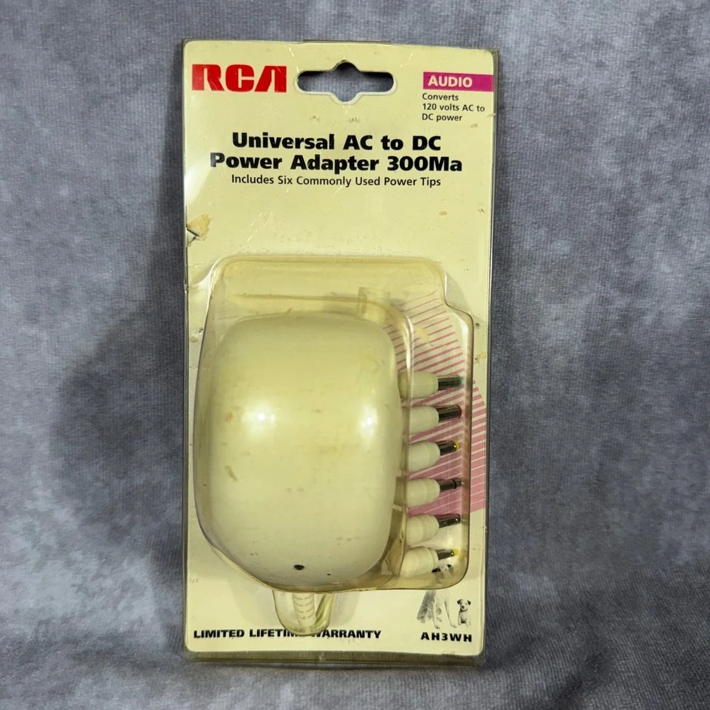RCA Universal AC to DC Power Adapter 300Ma 1.5V-12V 6 Tips Vintage 2001 NEW